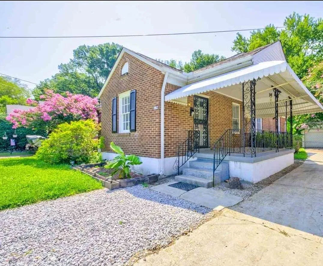 3567 Bowen Ave — Photo 3