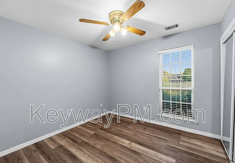 3013 Heron Ct — Photo 11