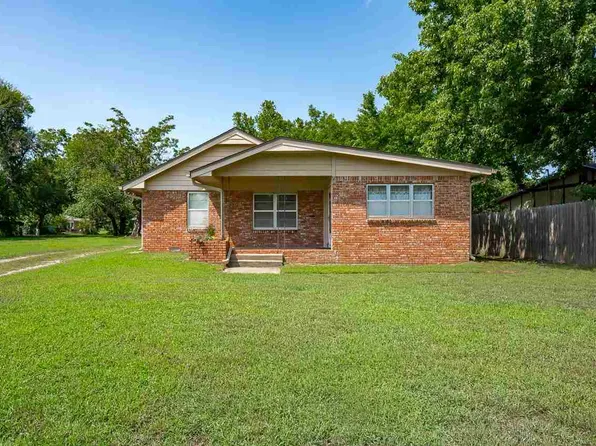 317 E Chantry St, Perkins, OK 74059