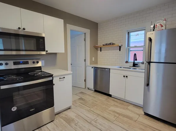 1312 3rd St NE, Rochester, MN 55906