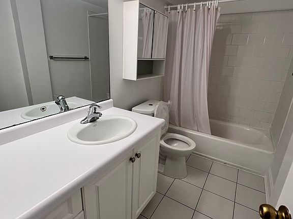 5th image of 1537-1539 Beacon St #2A