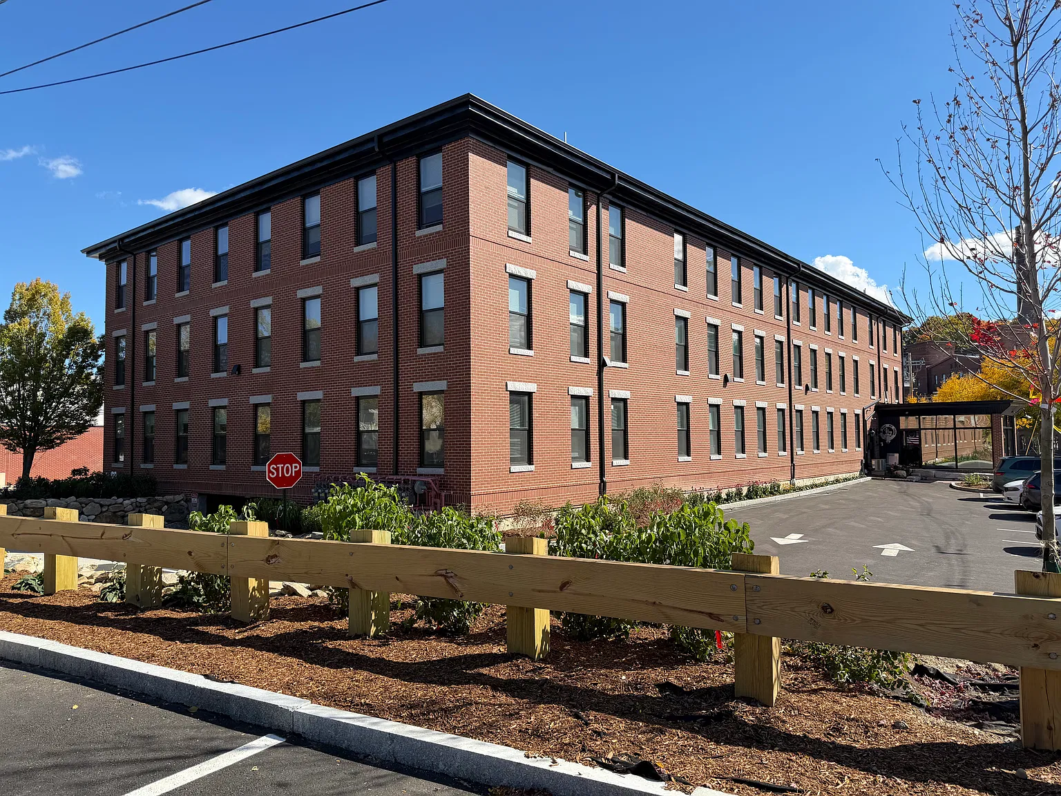 2 bed, $2,000 — Photo 2