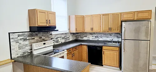 537 Goepp Cir #B Photo 1