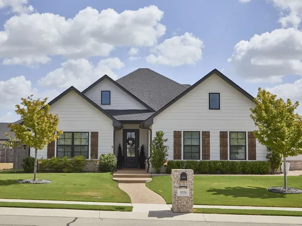 10124 Charmwood Dr, Waco, TX 76712