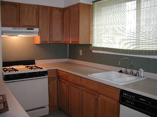 1st fl kitchen