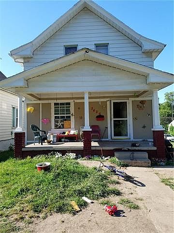 1st image of 3426 E 6th St