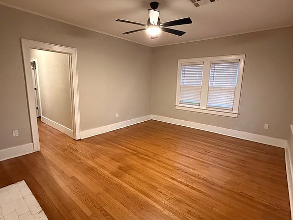 2nd image of 723 W Hill St