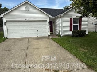 1912 Blue Pine Ln, Indianapolis, IN 46231
