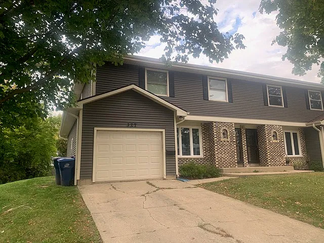 3 bed, 1.5 bath, $1,725 — Photo 1