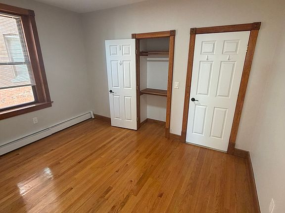 2nd image of 527 Chapel St APT B1