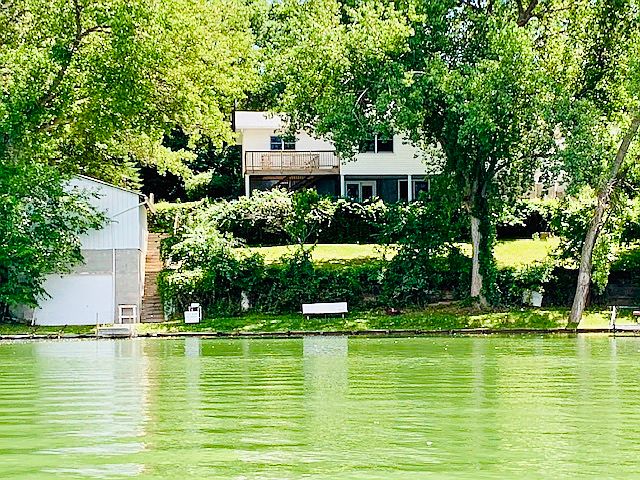 1st image of 72 Pelican Dr