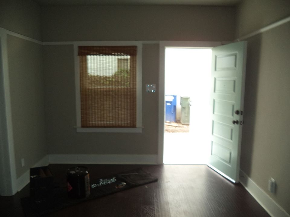 2nd image of 1727 T St APT C