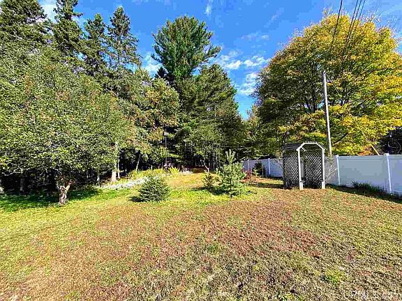 3rd image of 4836 Greenwood 18.12 Dr