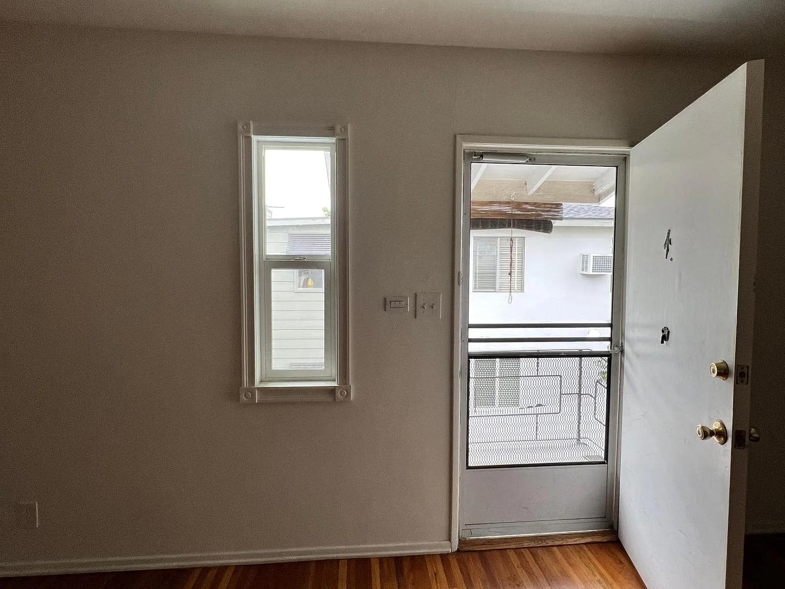 2 bed, 900 sqft, $2,290 — Photo 4