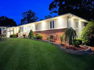 256 Tolpa Cir, Chicopee, MA 01020