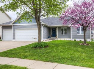 12707 Valdez Dr, Urbandale, IA 50323
