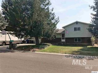 2006 Birch Ave, Lewiston, ID 83501