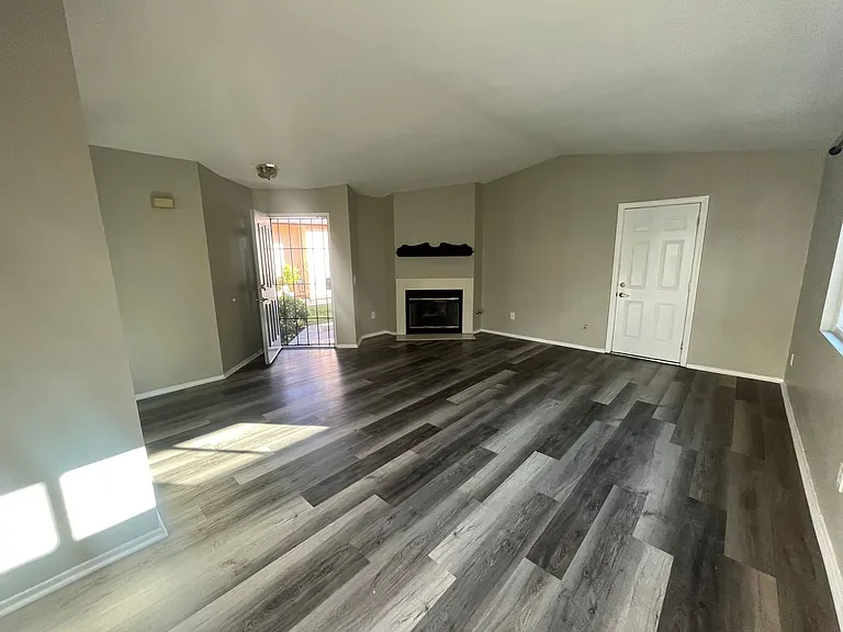 29250 Murrieta Rd — Photo 4