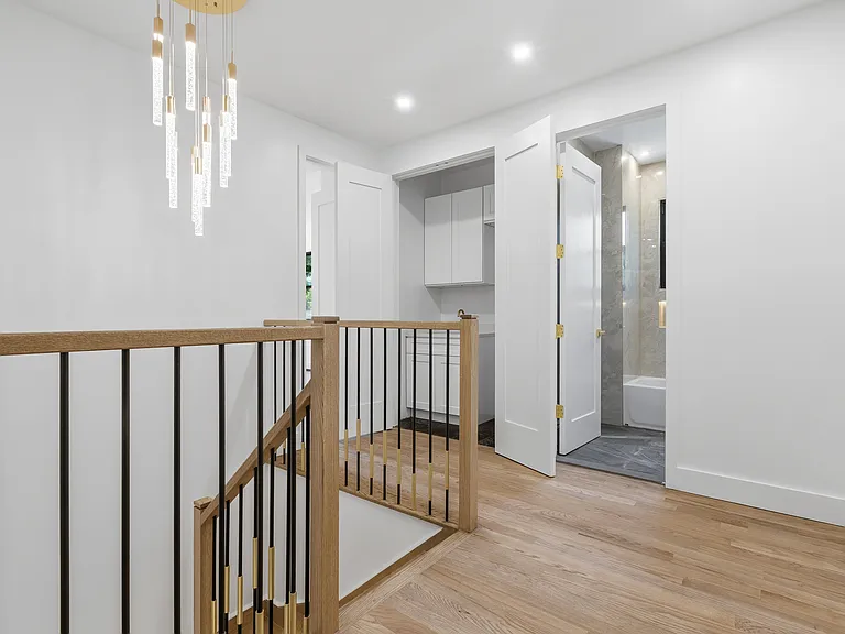 548 Lakes Rd — Photo 30