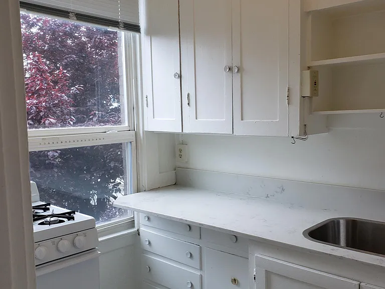 The Malden Apartments — Photo 11