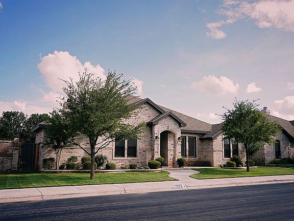 2nd image of 5701 Camino Reale