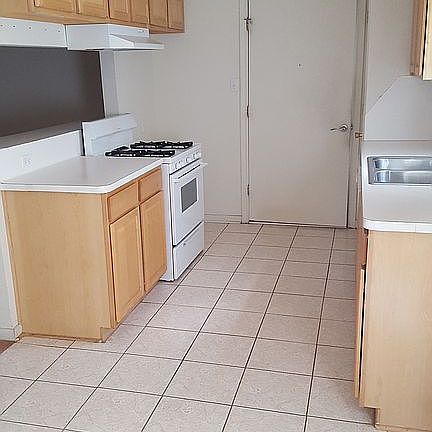 5th image of 202 Terrace Dr