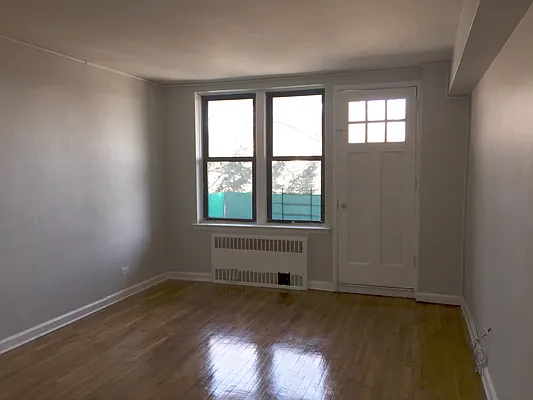 Rented by TMT Realty Group | media 17