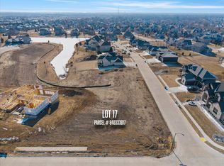 6597 Cardinal Rd, Bettendorf, IA 52722