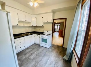 712 6th St NE #2, Minneapolis, MN 55413