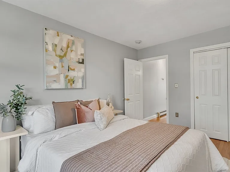73 River St #4B — Photo 7