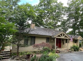 409 Clawson Dr, Blowing Rock, NC 28605
