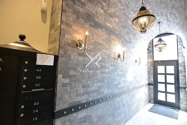 Rented by Yaffa Realty LLC | media 52