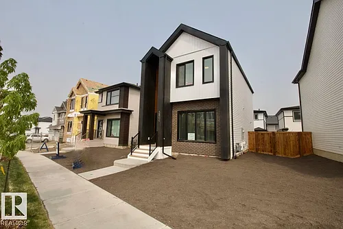 3864 Chrustawka Pl SW Photo 1