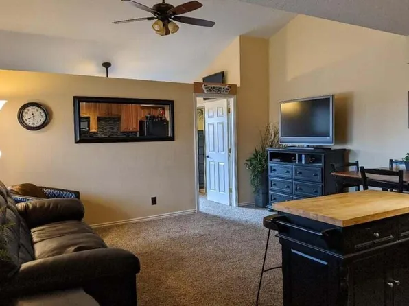860 S Village Rd APT F7, St George, UT 84770