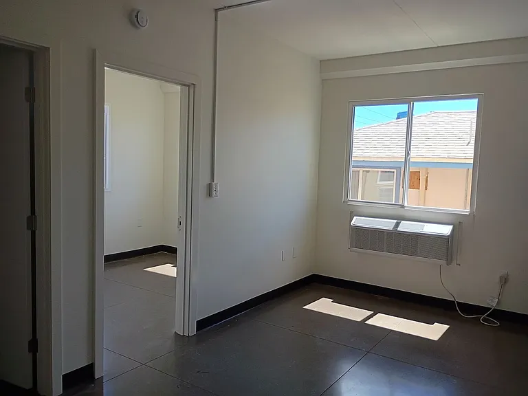 1751 Algaroba St — Photo 6