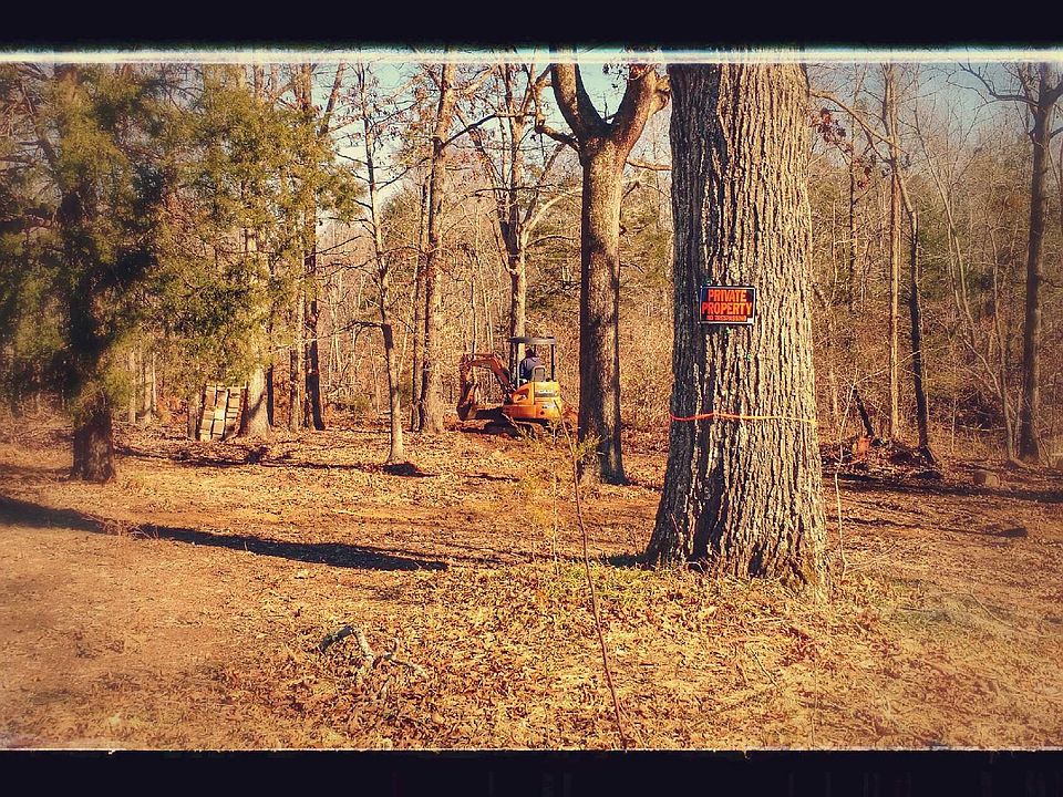 2nd image of 669 Kennedy Rd