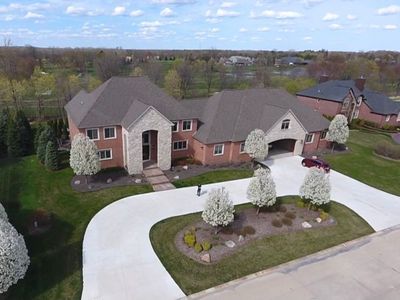 52960 Trailwood Dr, South Lyon, MI, 48178