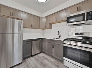 1844 S Fairfield Ave APT 2W, Chicago, IL 60608