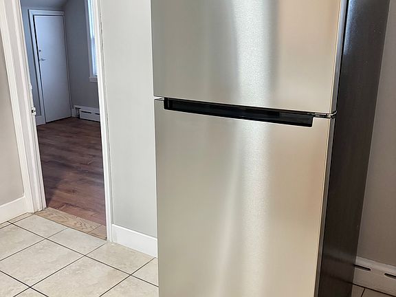 2nd image of 1516 Roosevelt Ave APT 2
