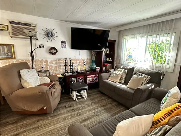 8723 Artesia Blvd Space 10, Bellflower, CA 90706