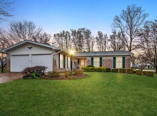 785 Townhouse Ln, Hazelwood, MO 63042