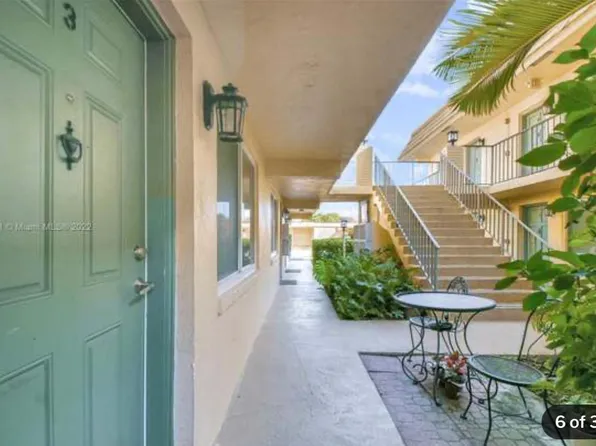 2300 SE 2nd St APT 11, Pompano Beach, FL 33062