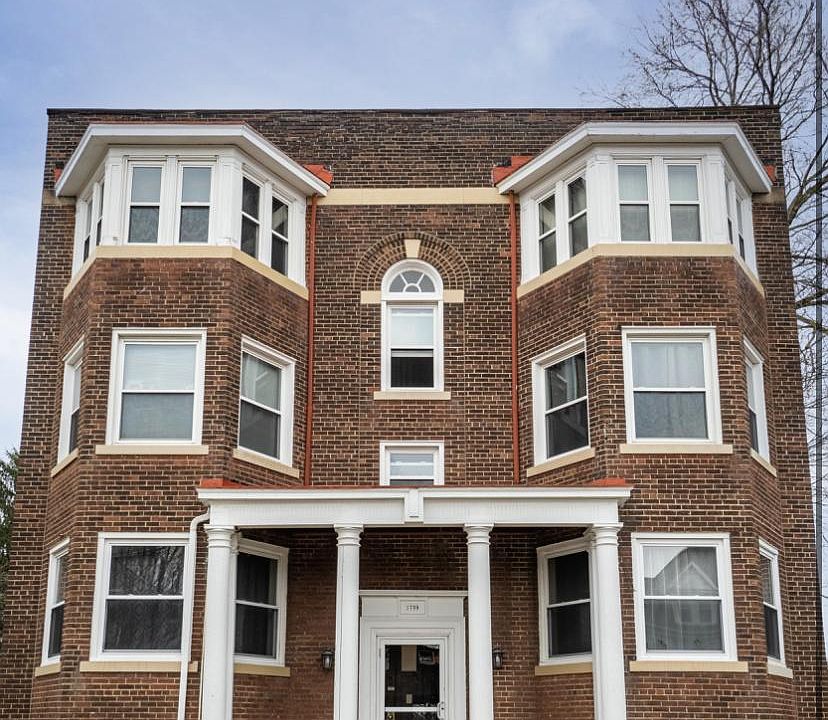 Building Photo 4
