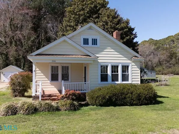 3544 Weems Rd, Weems, VA 22576