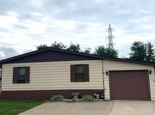 615 Tanglewood Rd, Matteson, IL 60443