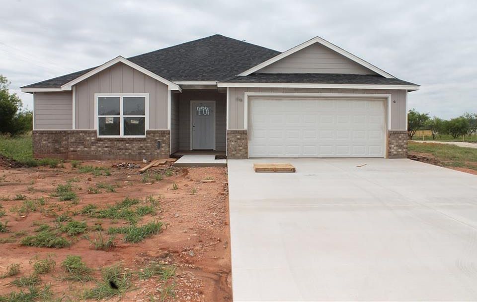 1st image of 107 Foxtrot Ln