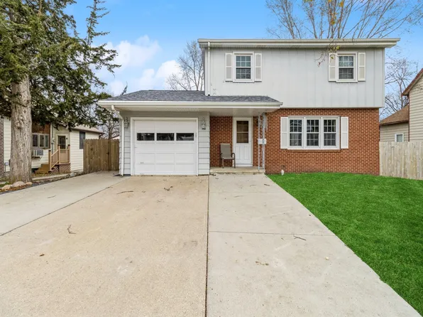 702 W Boston Ave, Indianola, IA 50125