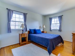 9215 Cherrytree Dr, Alexandria, VA 22309