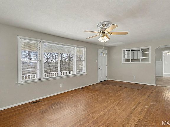 4th image of 7601 Wildflower Ln