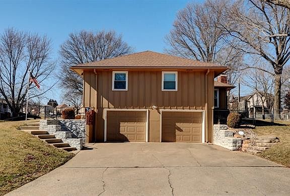 3rd image of 16416 E Cogan Dr